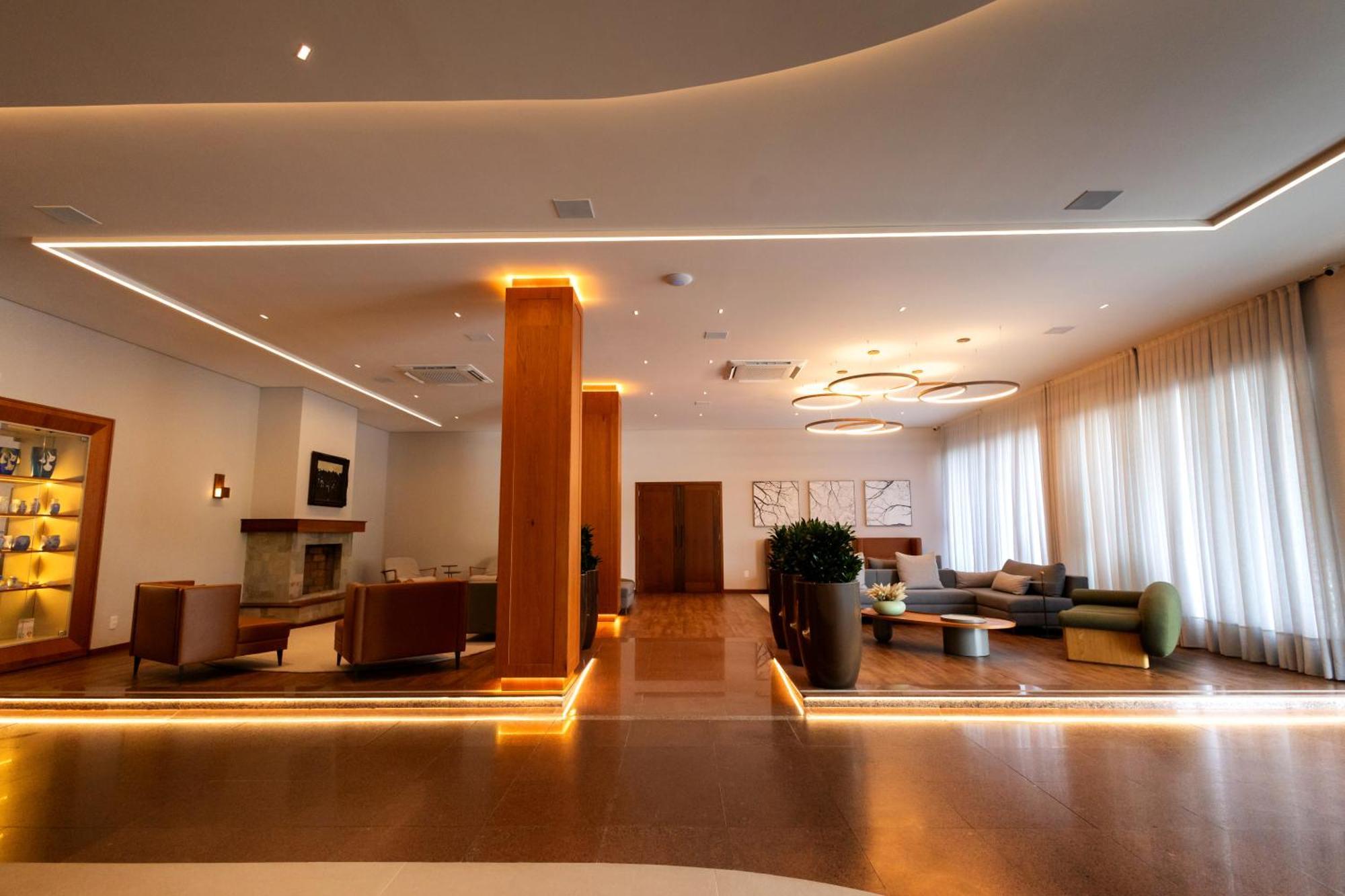 Monthez Hotel & Eventos Brusque Exterior photo